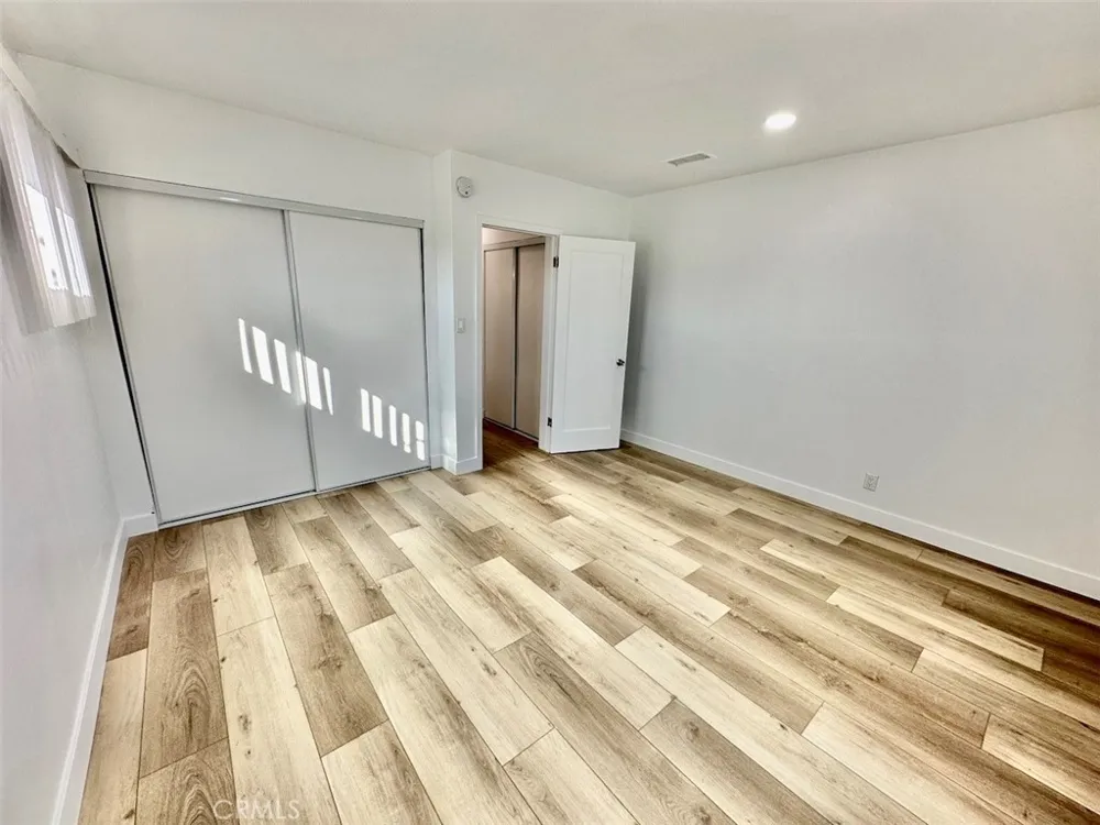 10215 S 10th Avenue #6 Inglewood, CA 90303