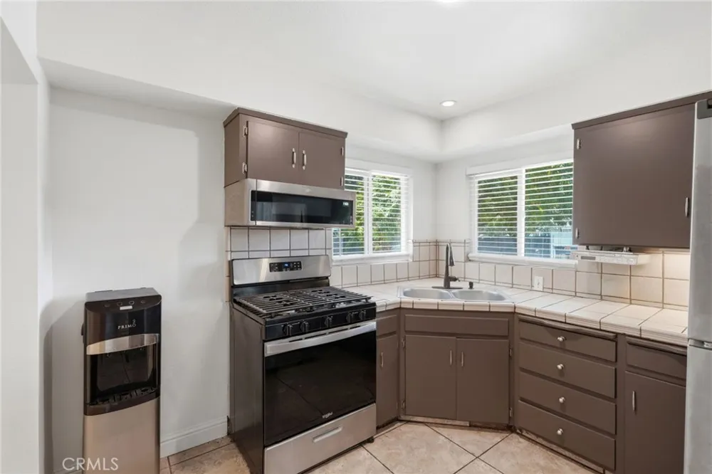 5142 Polk Fresno, CA 93722