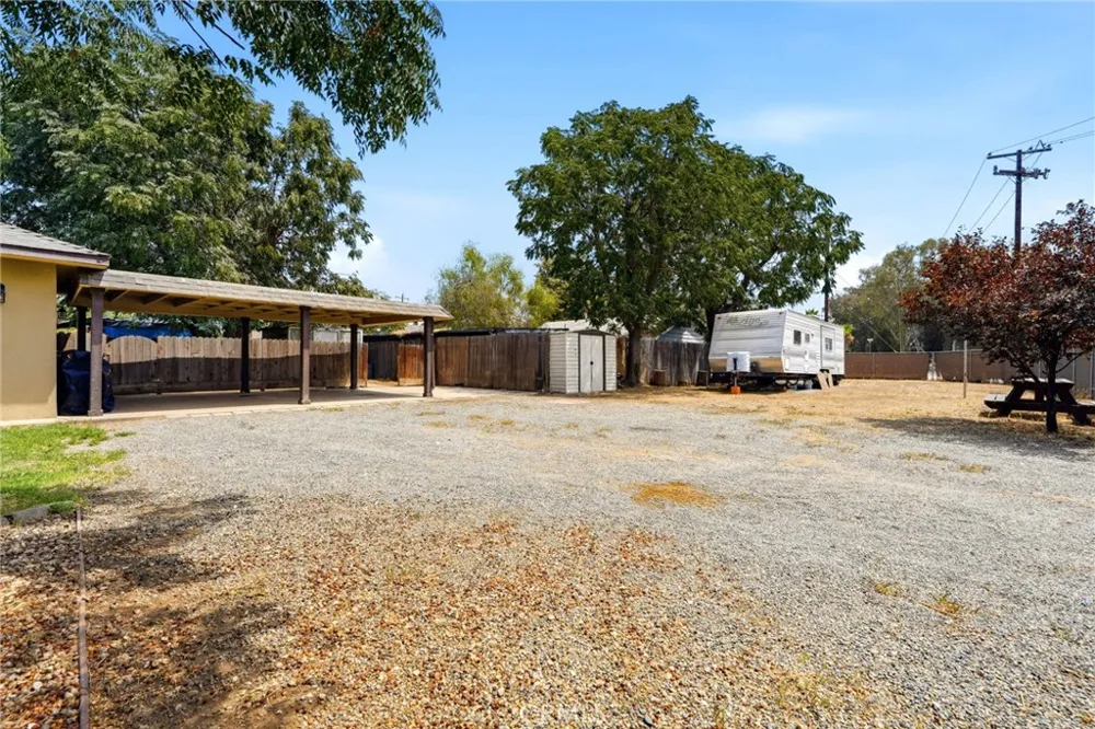 5142 Polk Fresno, CA 93722