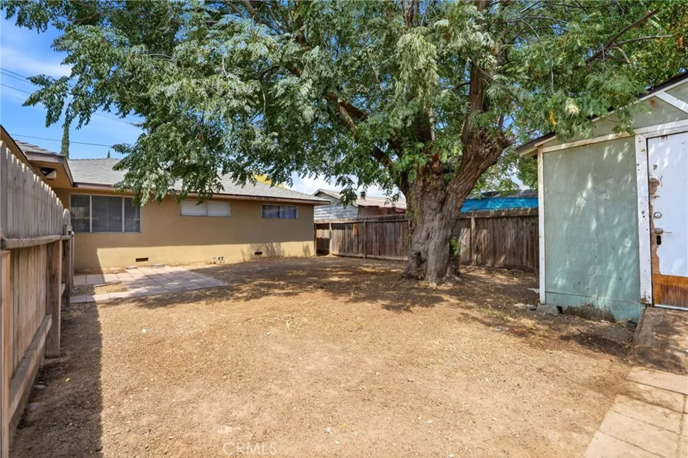 5142 Polk Fresno, CA 93722