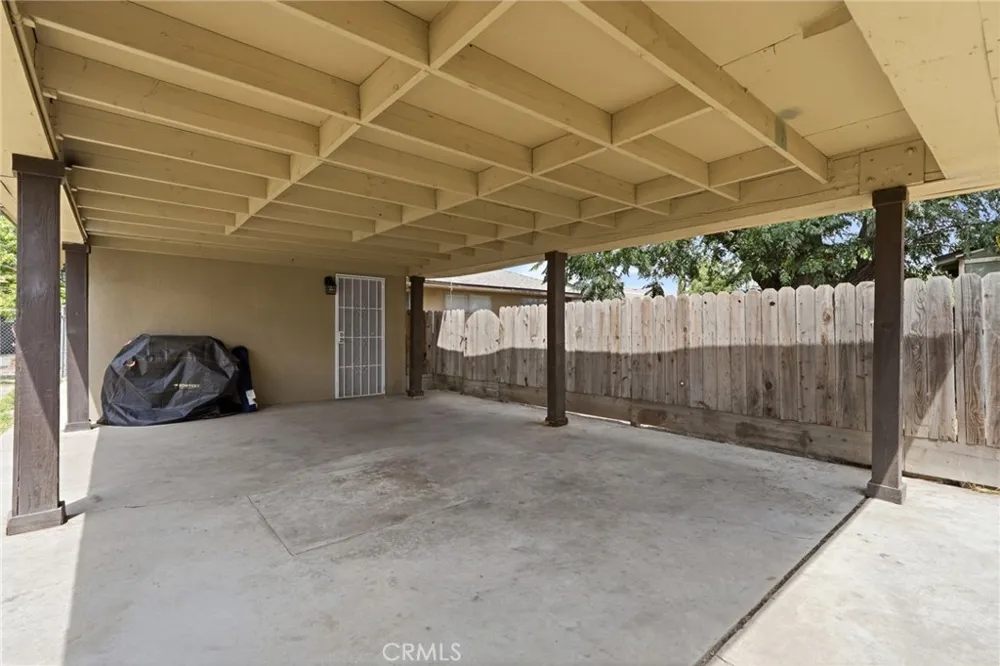 5142 Polk Fresno, CA 93722