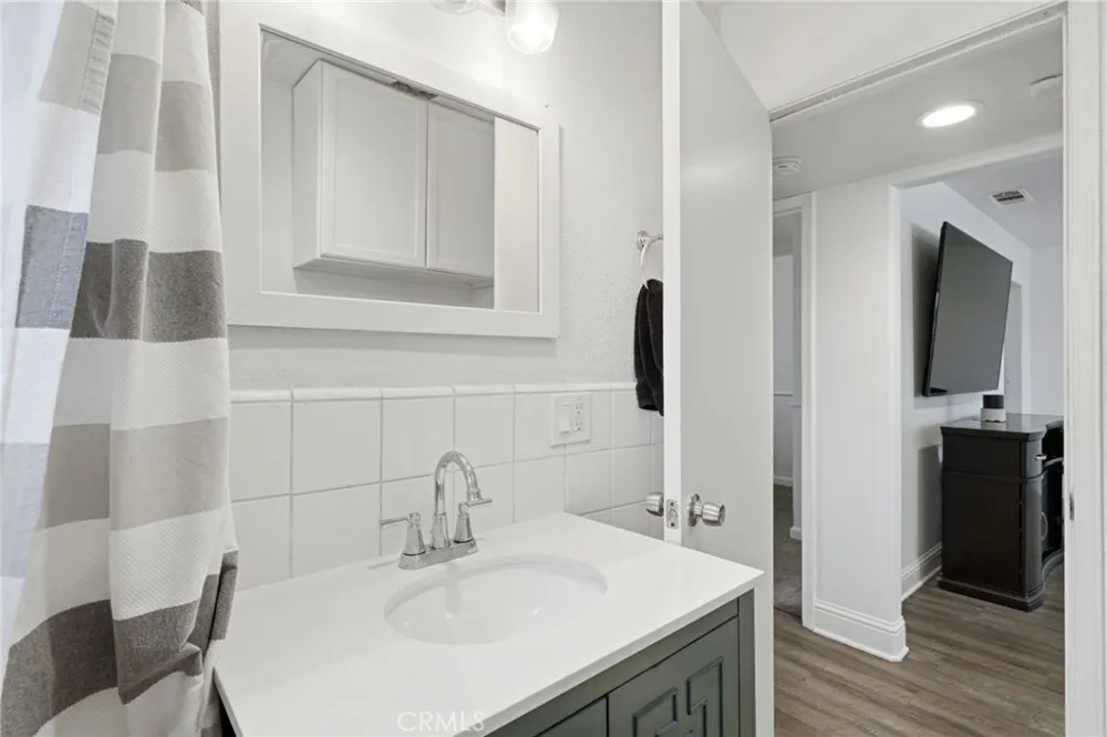 5142 Polk Fresno, CA 93722