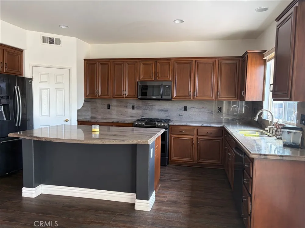 24903 Sunset Vista Menifee, CA 92584