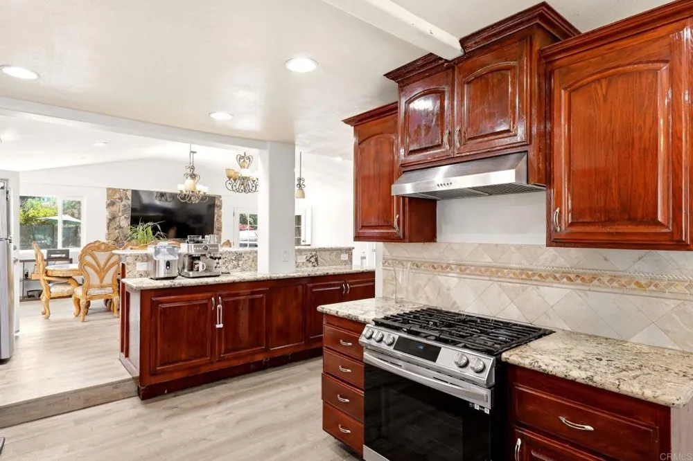 1257 E Lexington Avenue El Cajon, CA 92019