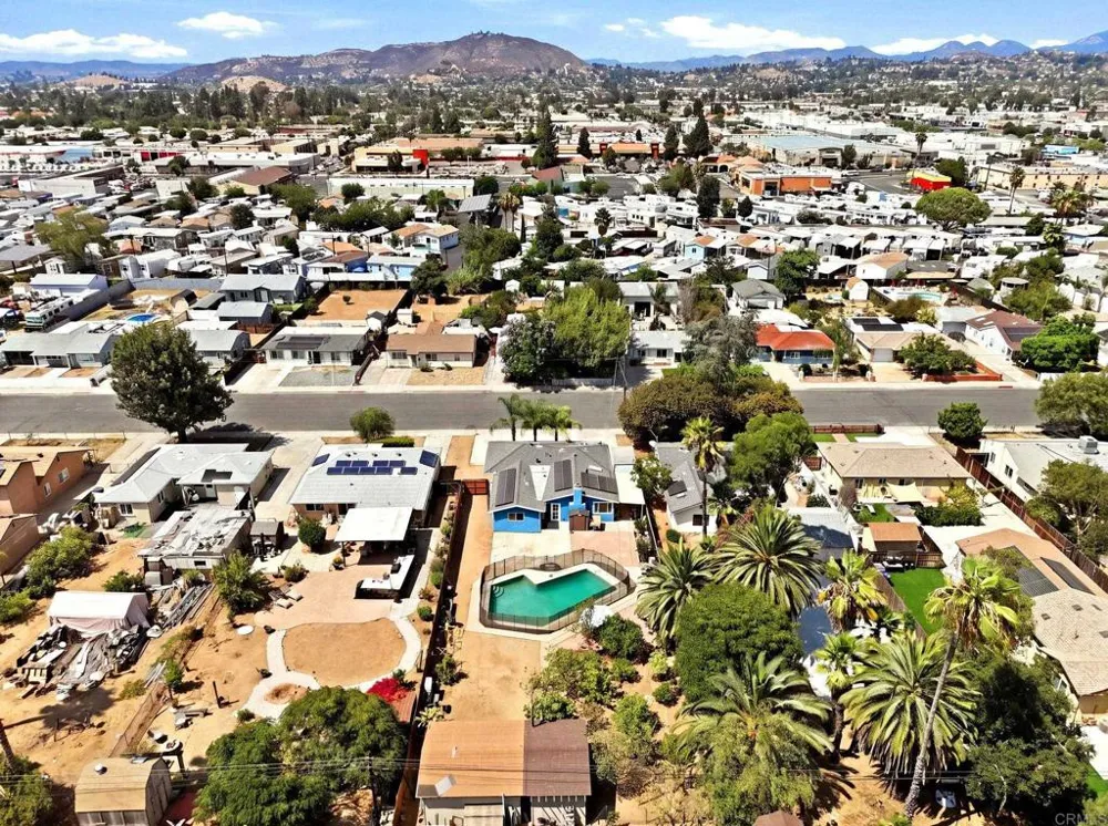 1257 E Lexington Avenue El Cajon, CA 92019