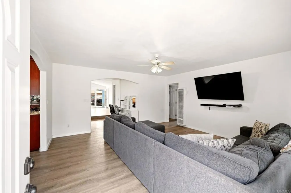 1257 E Lexington Avenue El Cajon, CA 92019