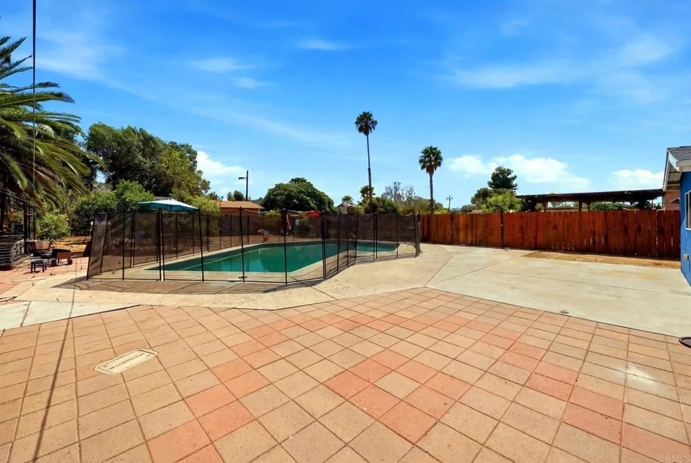 1257 E Lexington Avenue El Cajon, CA 92019