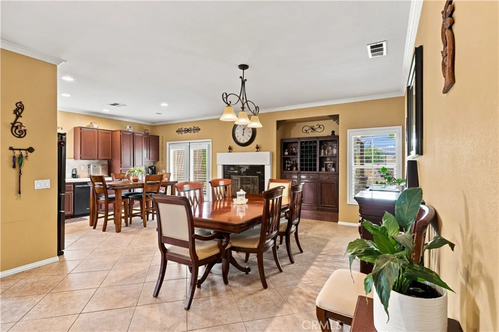 1390 Alabaster Avenue Hemet, CA 92545