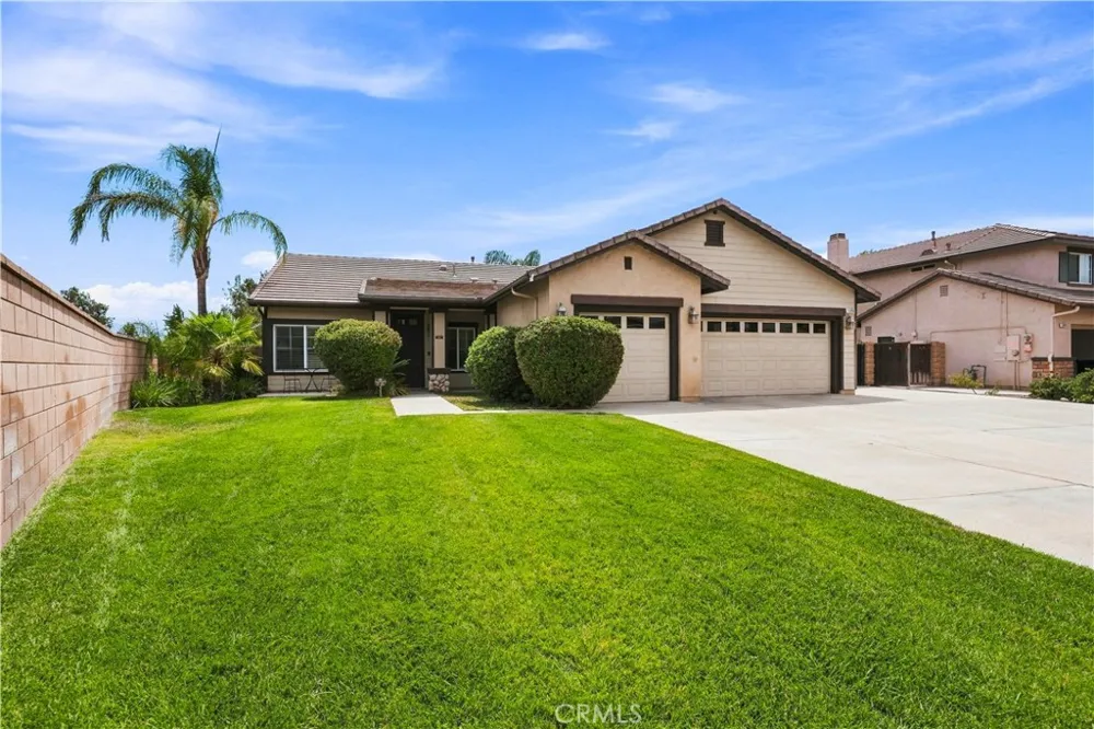 1390 Alabaster Avenue Hemet, CA 92545