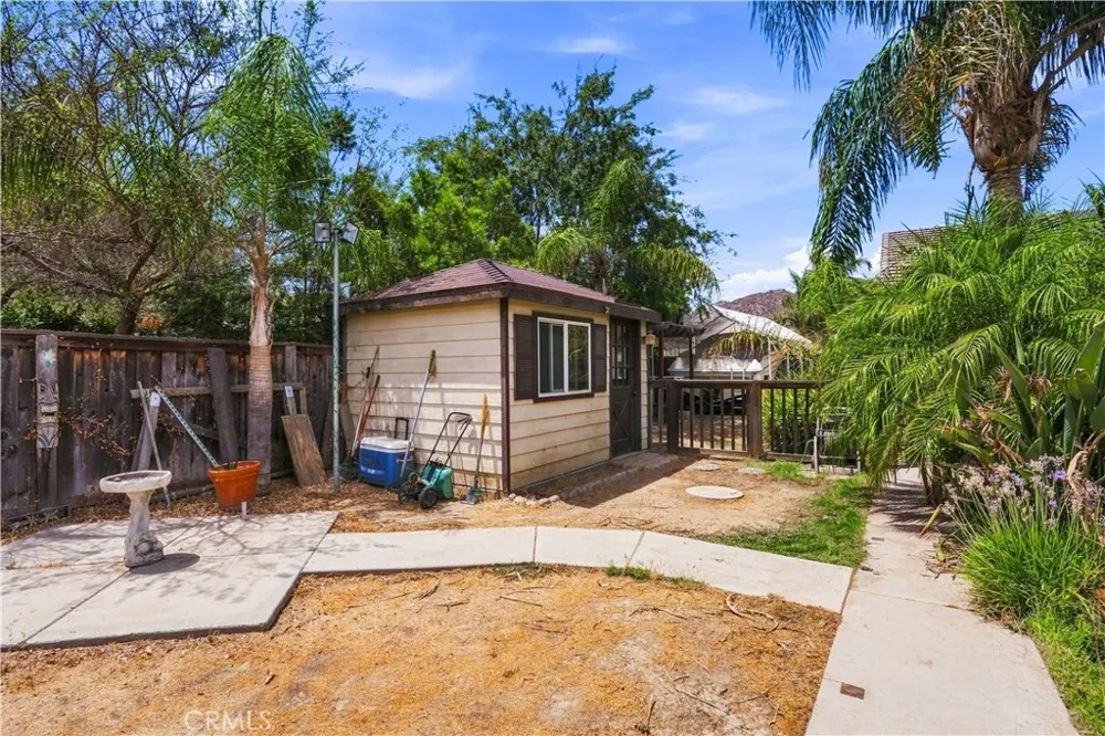 1390 Alabaster Avenue Hemet, CA 92545