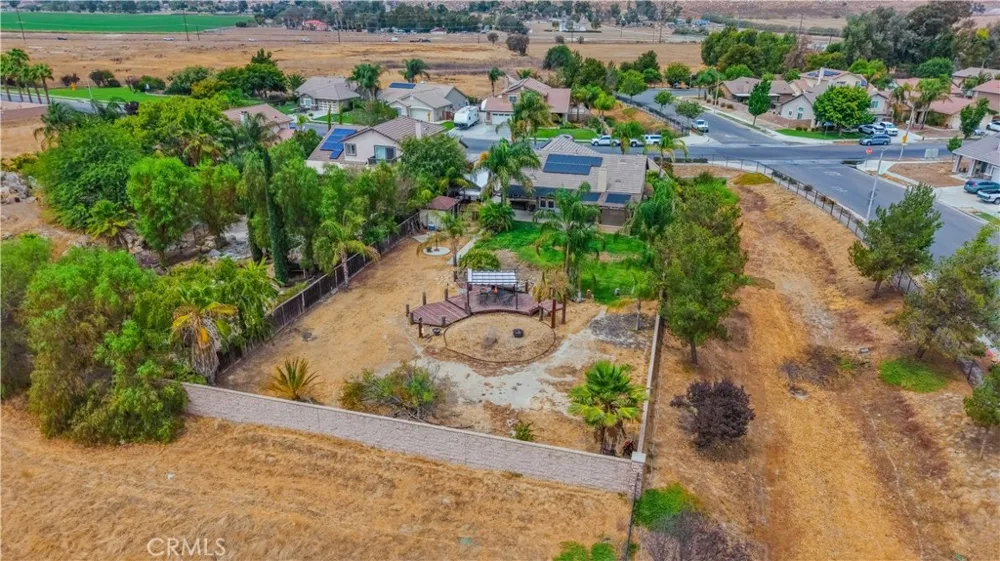 1390 Alabaster Avenue Hemet, CA 92545