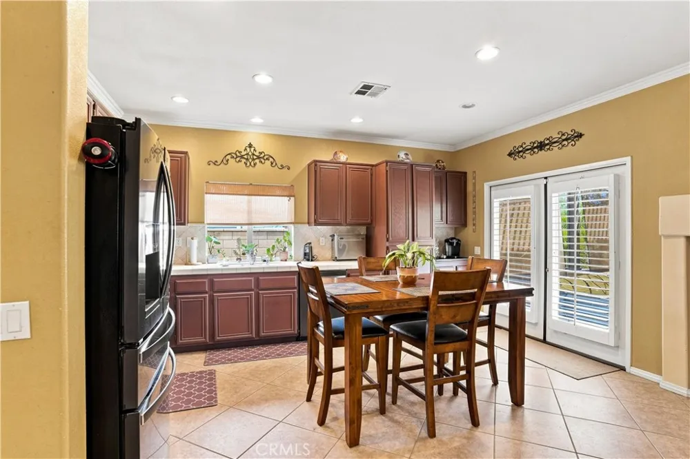 1390 Alabaster Avenue Hemet, CA 92545