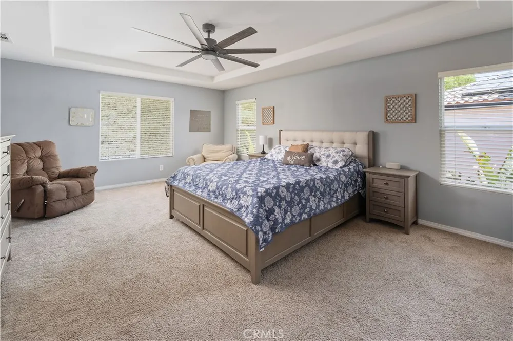 21825 Carol Court Saugus, CA 91390