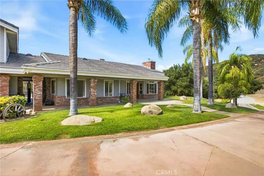 37550 Calle De Companero Murrieta, CA 92562