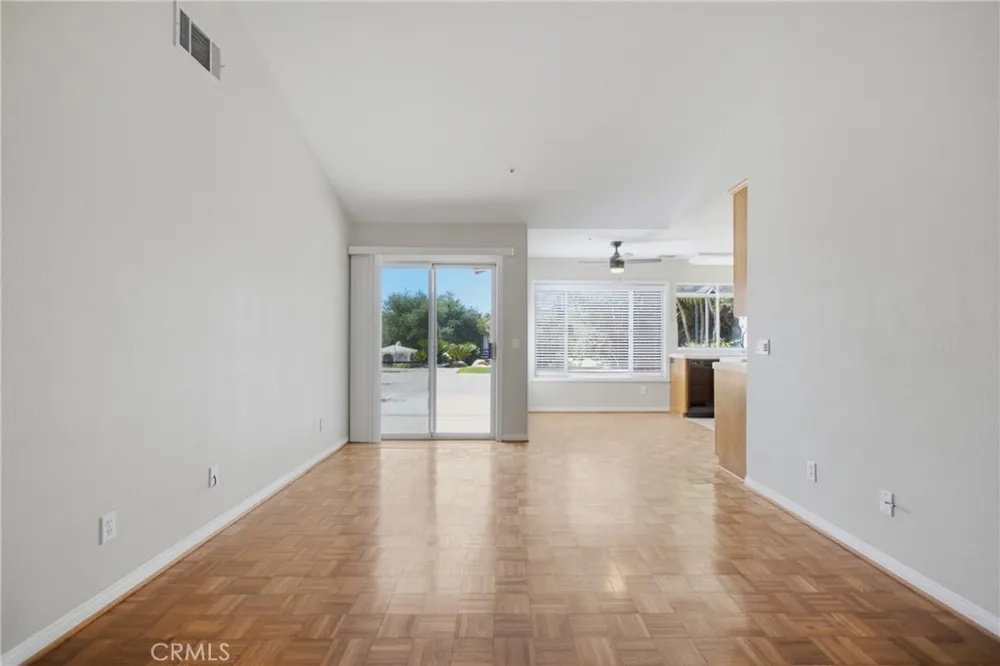 37550 Calle De Companero Murrieta, CA 92562