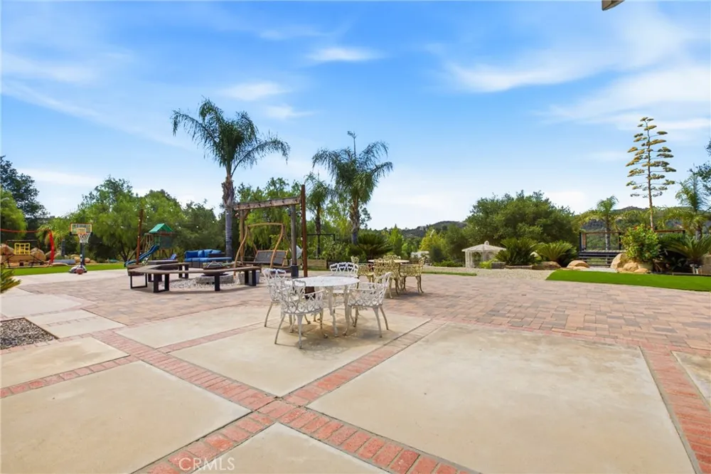 37550 Calle De Companero Murrieta, CA 92562