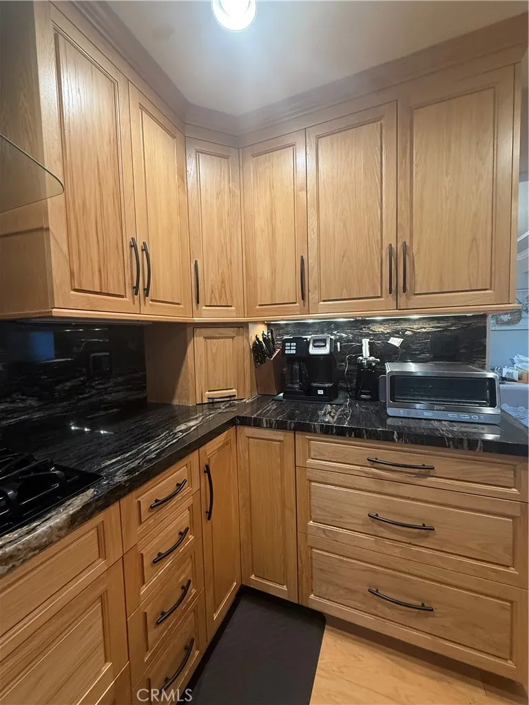 1860 Claudia Ave. Simi Valley, CA 93065