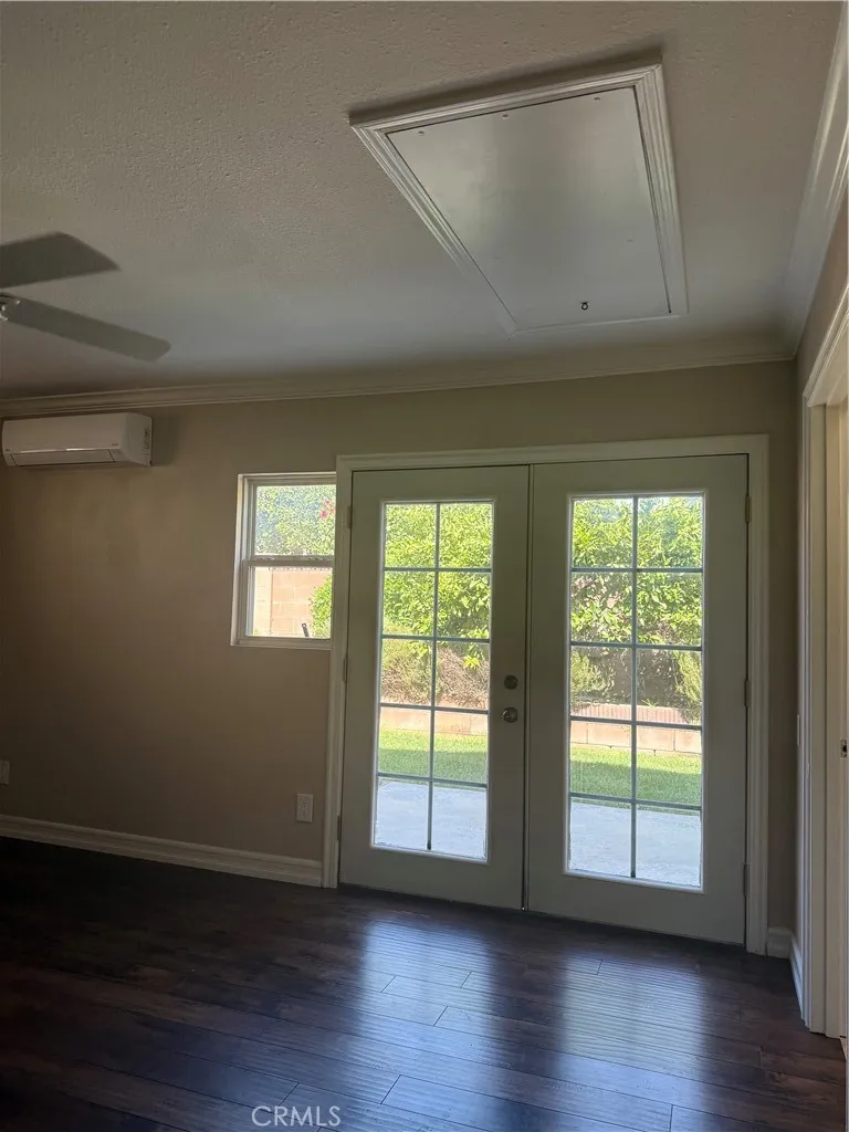 1860 Claudia Ave. Simi Valley, CA 93065
