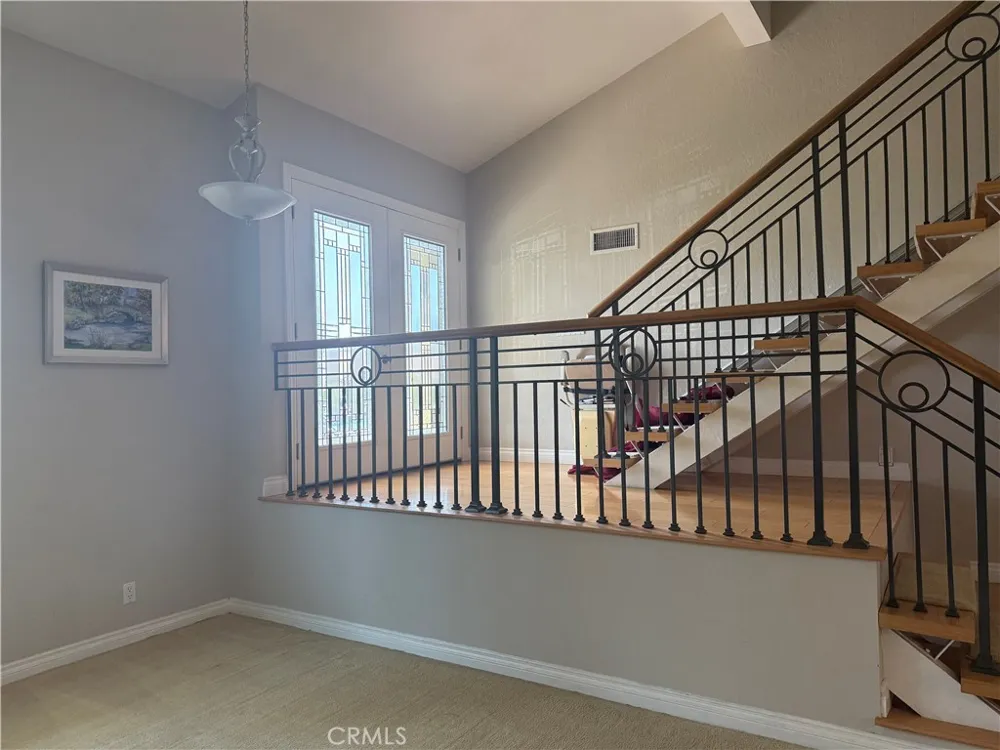 1860 Claudia Ave. Simi Valley, CA 93065