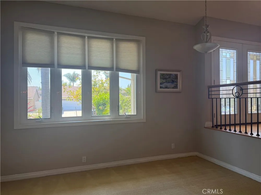 1860 Claudia Ave. Simi Valley, CA 93065