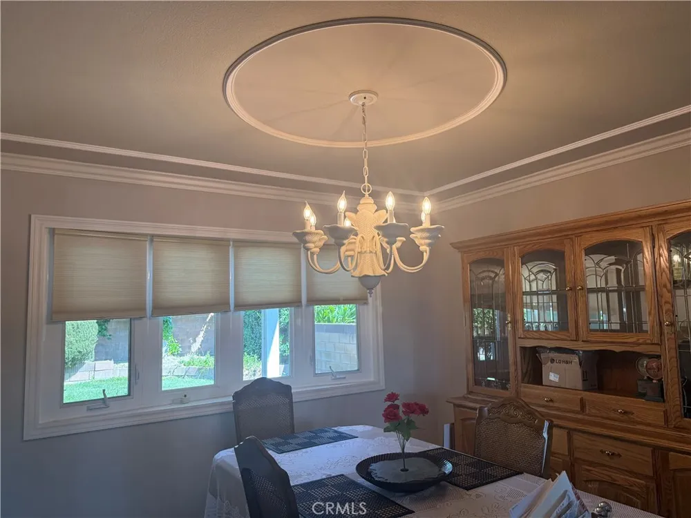 1860 Claudia Ave. Simi Valley, CA 93065
