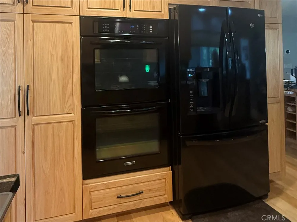 1860 Claudia Ave. Simi Valley, CA 93065