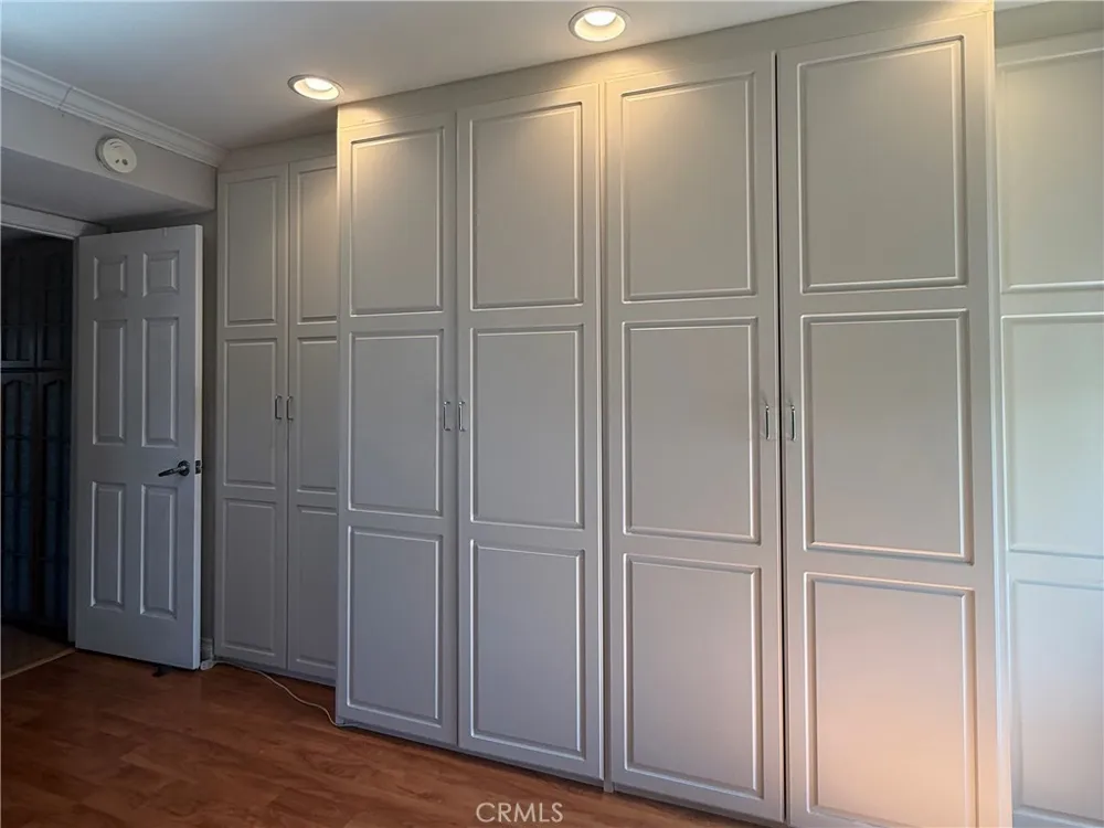 1860 Claudia Ave. Simi Valley, CA 93065