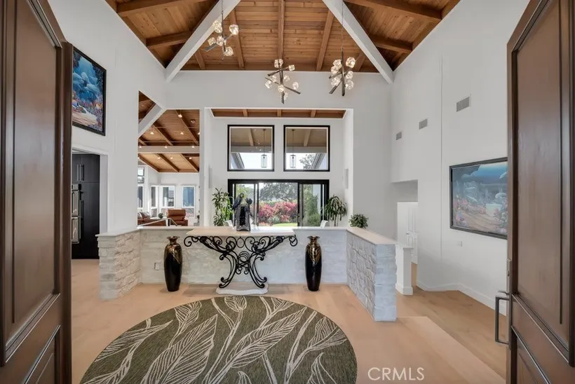 4514 Rayburn Westlake Village, CA 91362