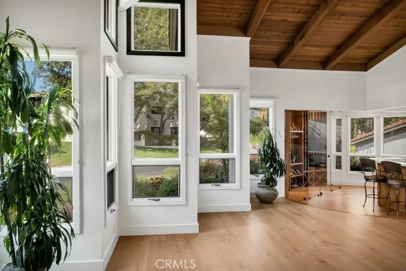 4514 Rayburn Westlake Village, CA 91362