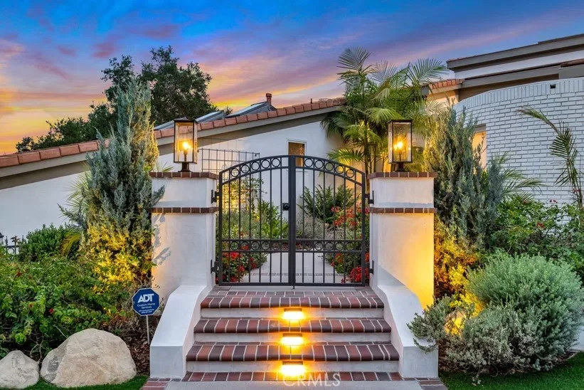 4514 Rayburn Westlake Village, CA 91362