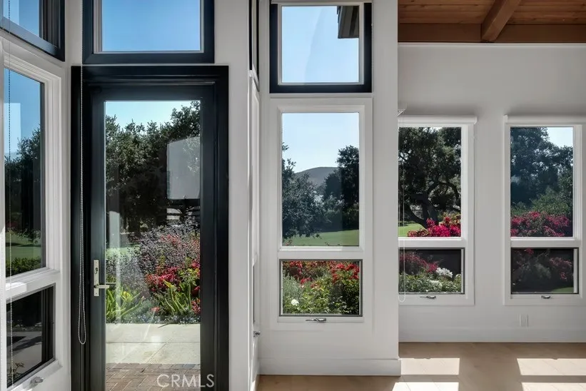 4514 Rayburn Westlake Village, CA 91362