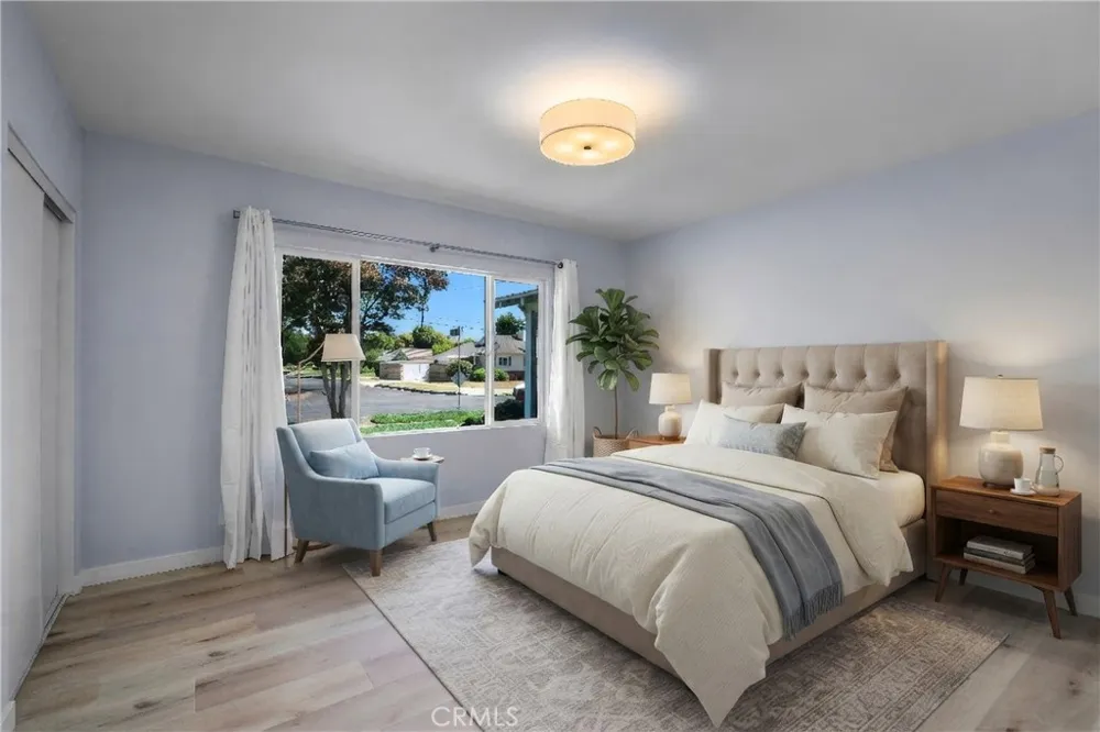 16824 Calahan Street Northridge, CA 91343