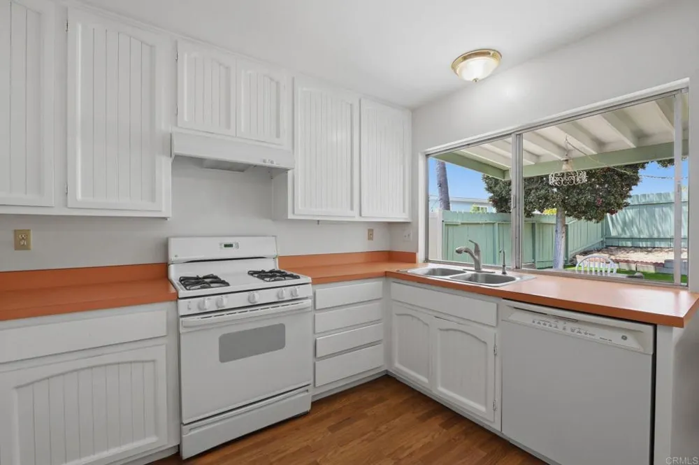 1712 Greentree Road Encinitas, CA 92024
