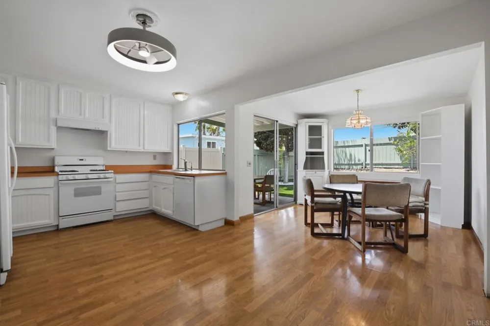 1712 Greentree Road Encinitas, CA 92024
