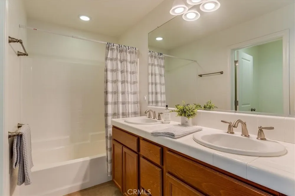 842 Tarragon Lane San Luis Obispo, CA 93401