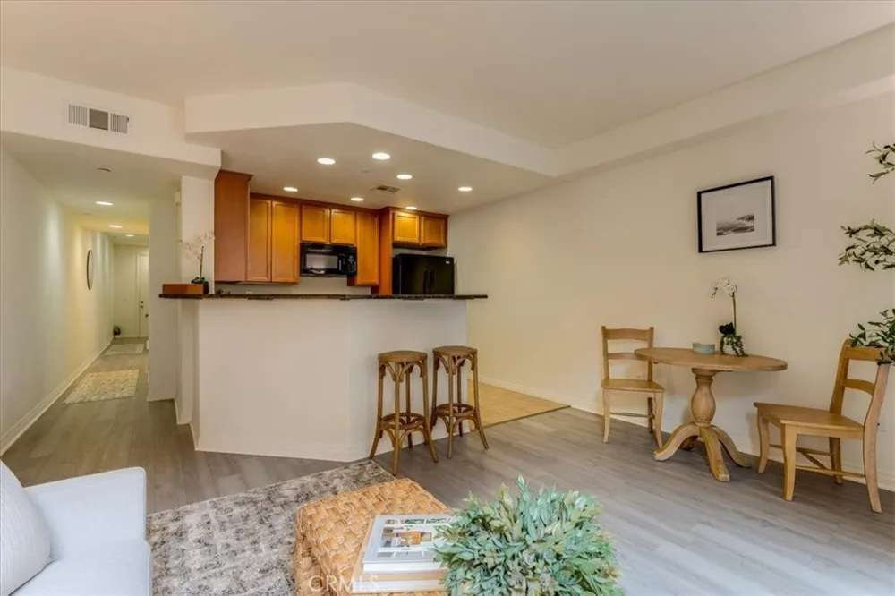 842 Tarragon Lane San Luis Obispo, CA 93401