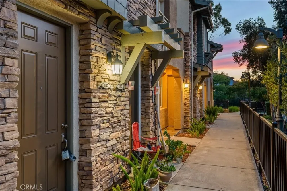 842 Tarragon Lane San Luis Obispo, CA 93401
