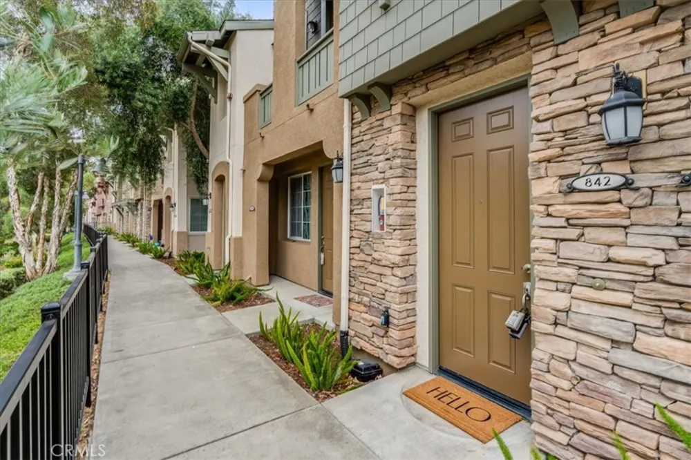 842 Tarragon Lane San Luis Obispo, CA 93401