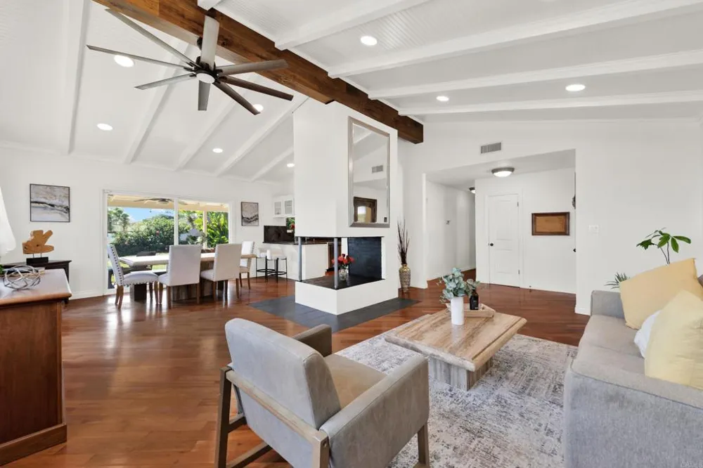 4324 Miriam Place La Mesa, CA 91941