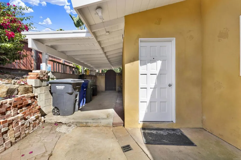 4324 Miriam Place La Mesa, CA 91941