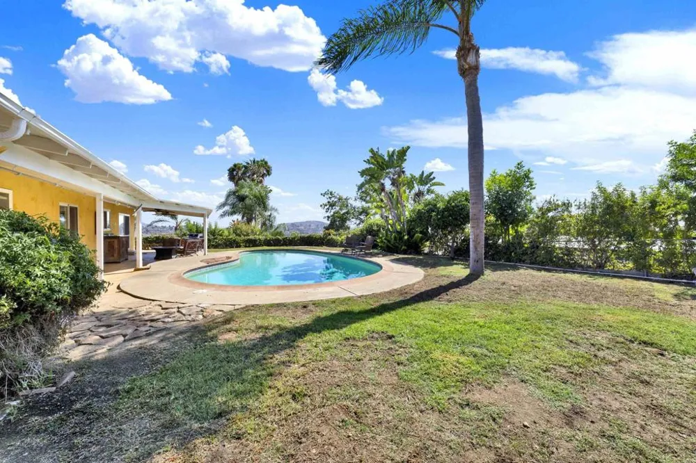 4324 Miriam Place La Mesa, CA 91941