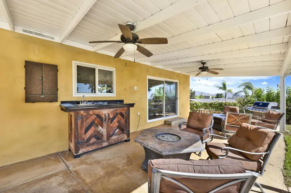 4324 Miriam Place La Mesa, CA 91941