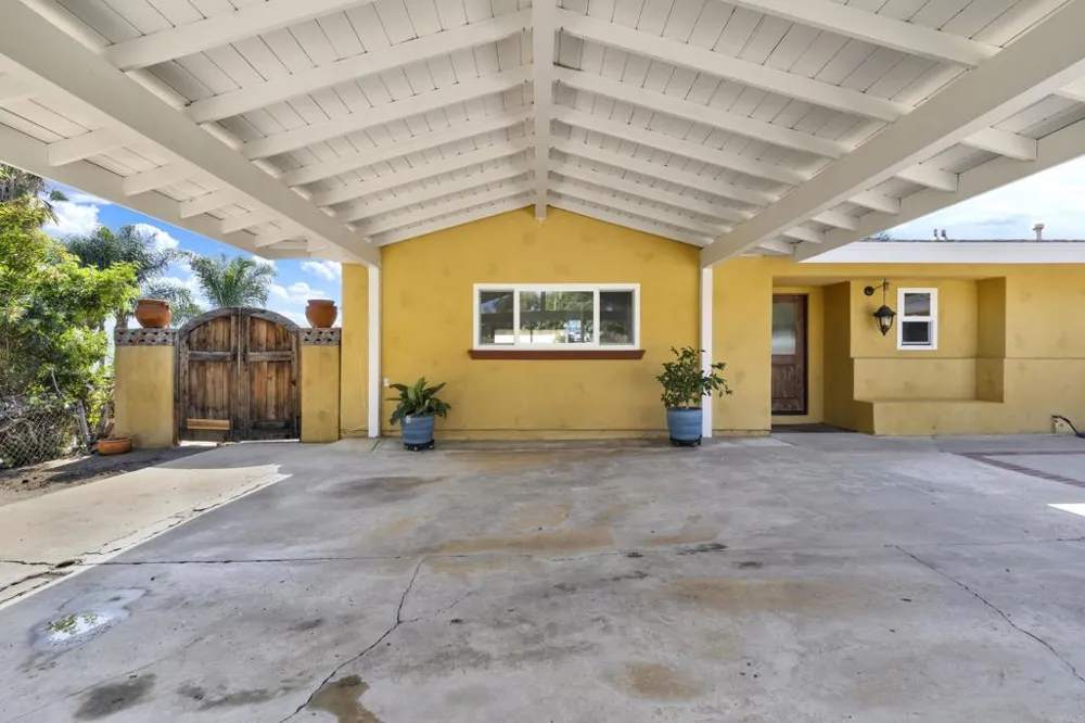 4324 Miriam Place La Mesa, CA 91941