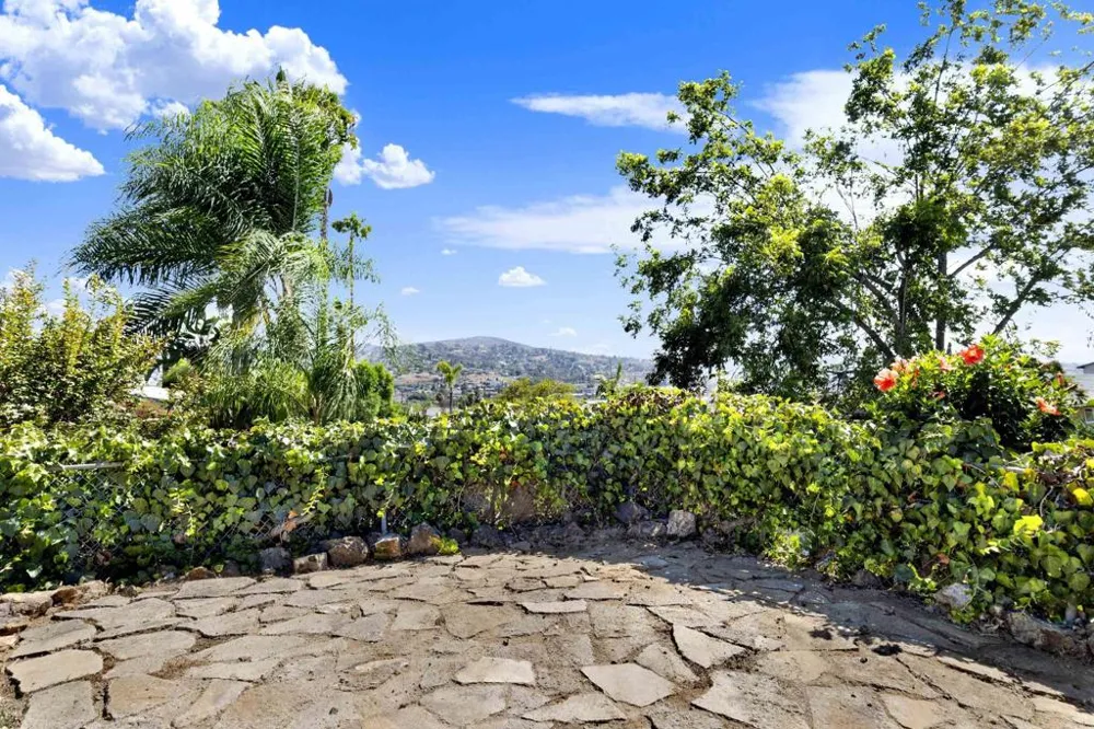 4324 Miriam Place La Mesa, CA 91941