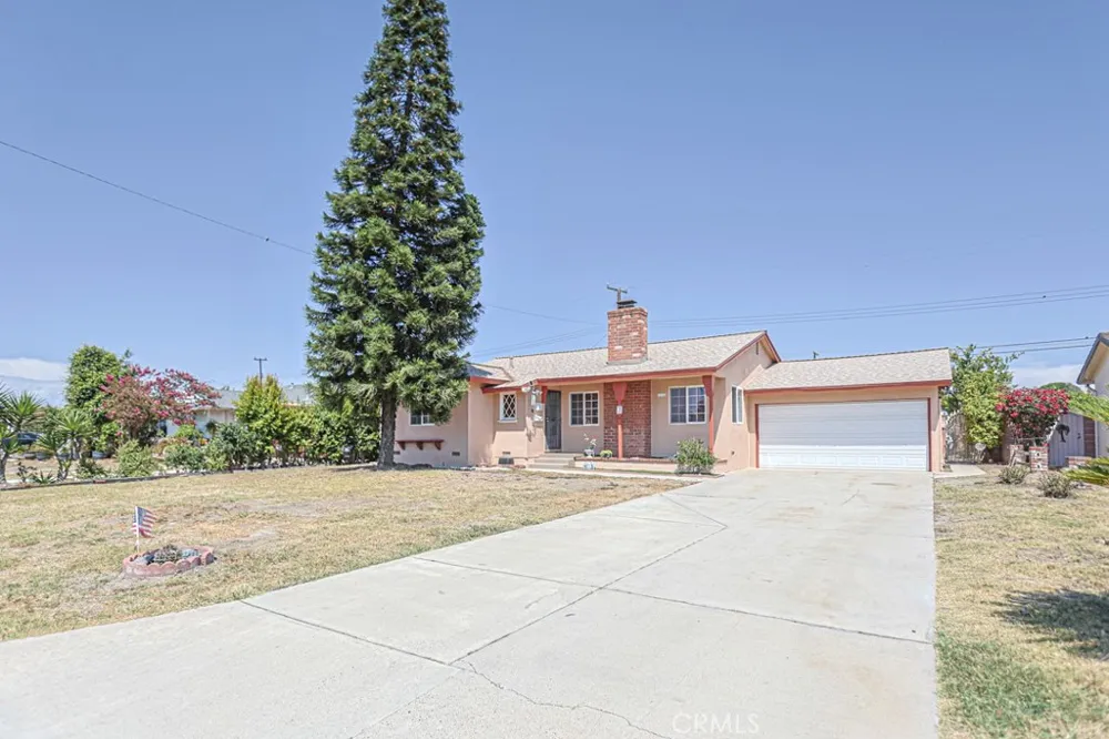 12132 Hackamore Garden Grove, CA 92840