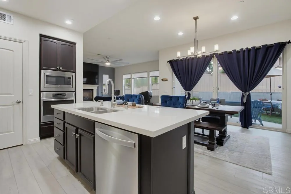 1089 Primrose Lane Encinitas, CA 92024