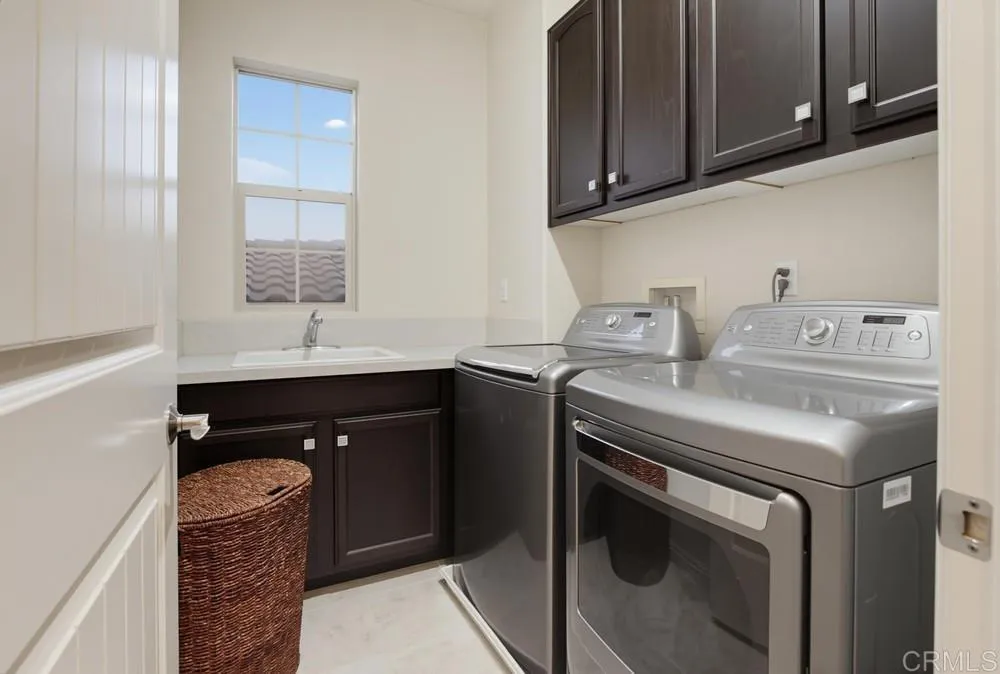 1089 Primrose Lane Encinitas, CA 92024
