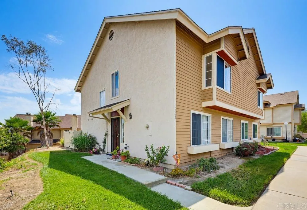 2041 MANZANA Way San Diego, CA 92139