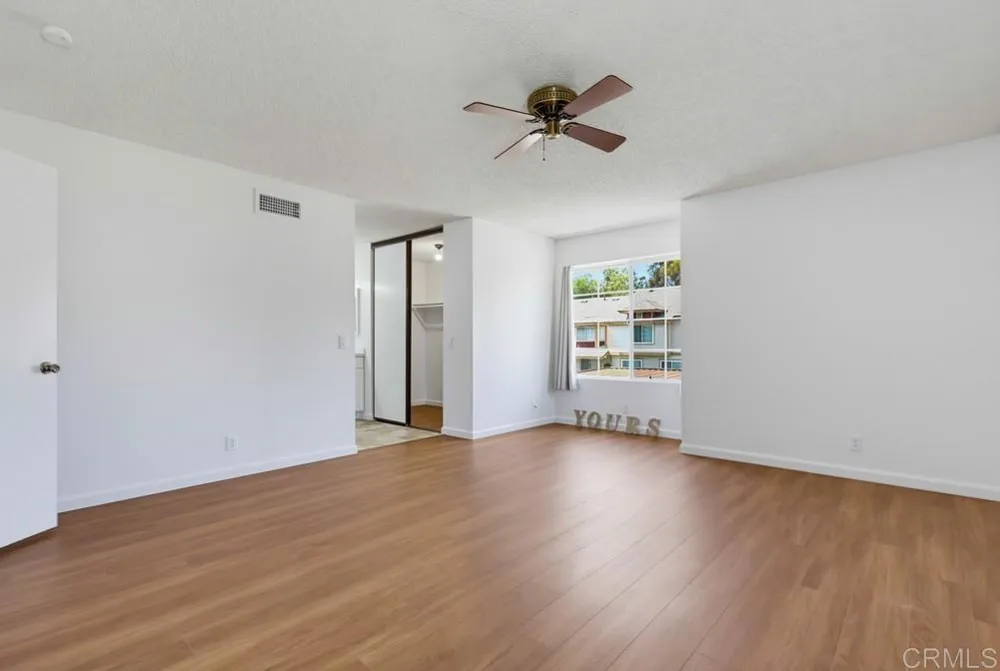 2041 MANZANA Way San Diego, CA 92139