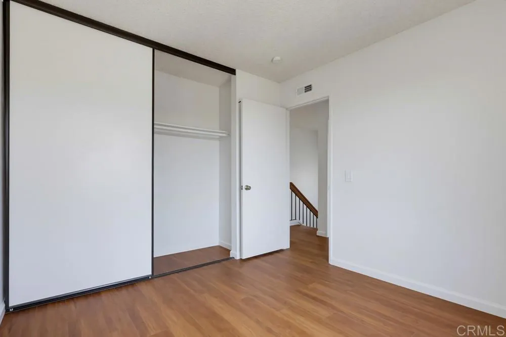 2041 MANZANA Way San Diego, CA 92139